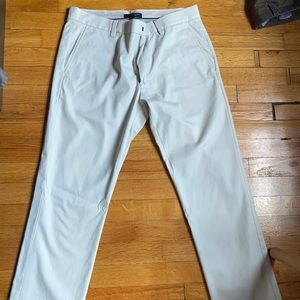 NWB- Banana Republic Chinos
